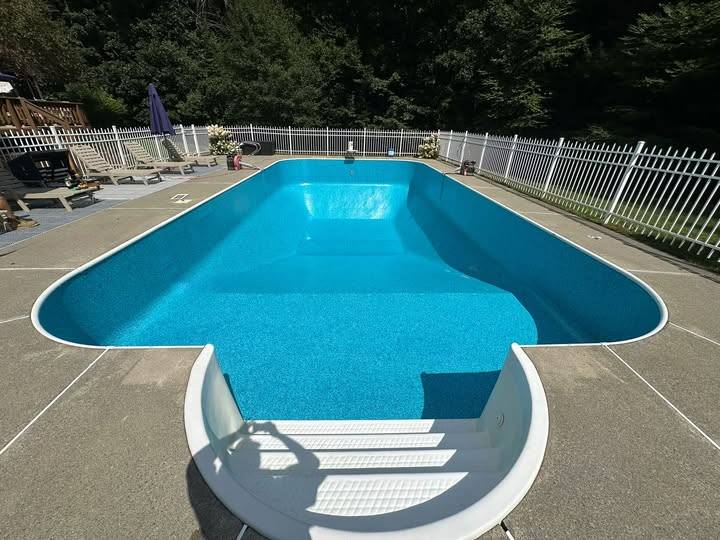 New pool liner installation in Saratoga Springs, NY